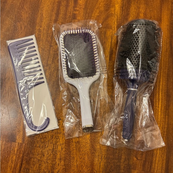 MONAT GLOBAL Other - Monat Stylish Purple White Hair Brush Trio Combo Brush Round Brush zipper pouch